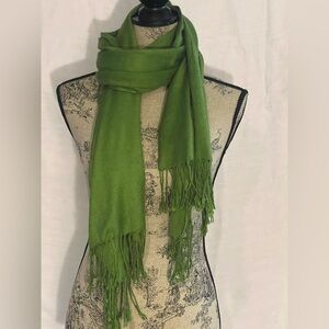 Pashmina Green Scarf with Fringed Ends